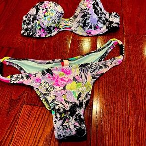 Victoria Secret bikini